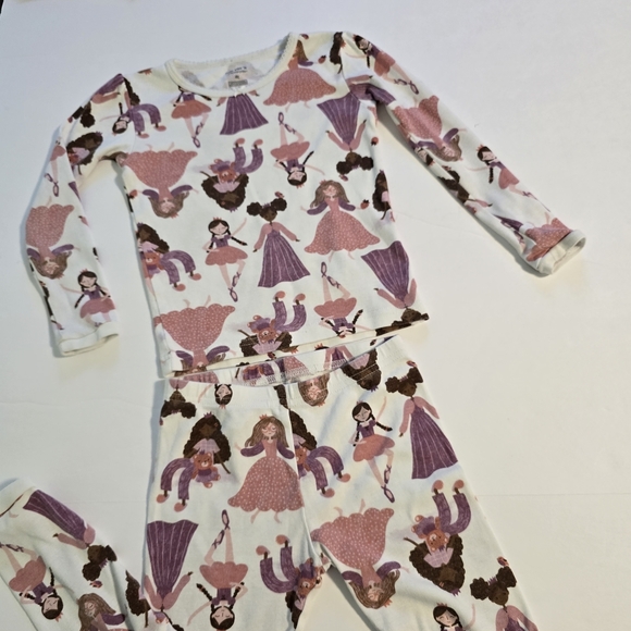 Just One You by Carter’s 4T Princesses and Horses 4-Piece Print Pajama Set - Picture 3 of 13